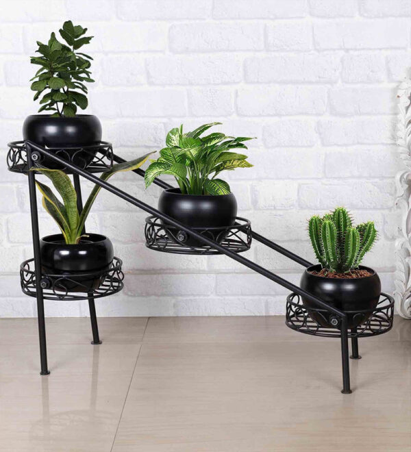 Black 4-Pot Tire Plant Stand – Metal Organizer for Garden & Home Decor